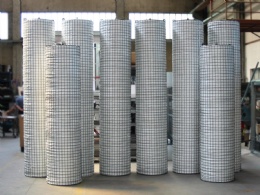 Ideally suited for removing submicron aerosols and mists with high efficiency coalescing filters